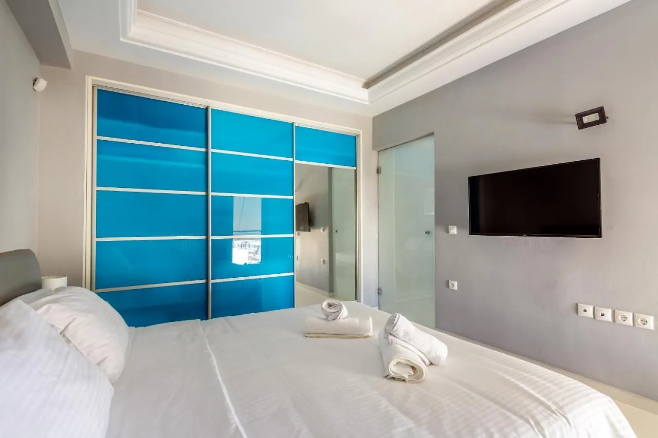Luxury Apartment With Fireplace Near Heraklion Center
